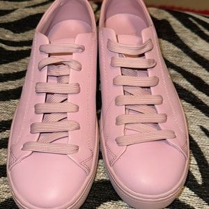 Women’s Versace tennis